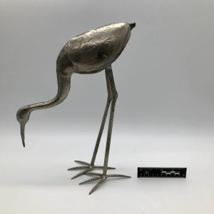 Metalowa figurka czapli w stylu art déco