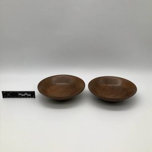 Dwie drewniane misy mid-century