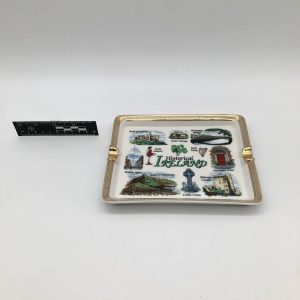 Ceramiczna popielnica z motywami irlandzkimi
