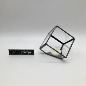 Świecznik geometryczny sześcian czarny